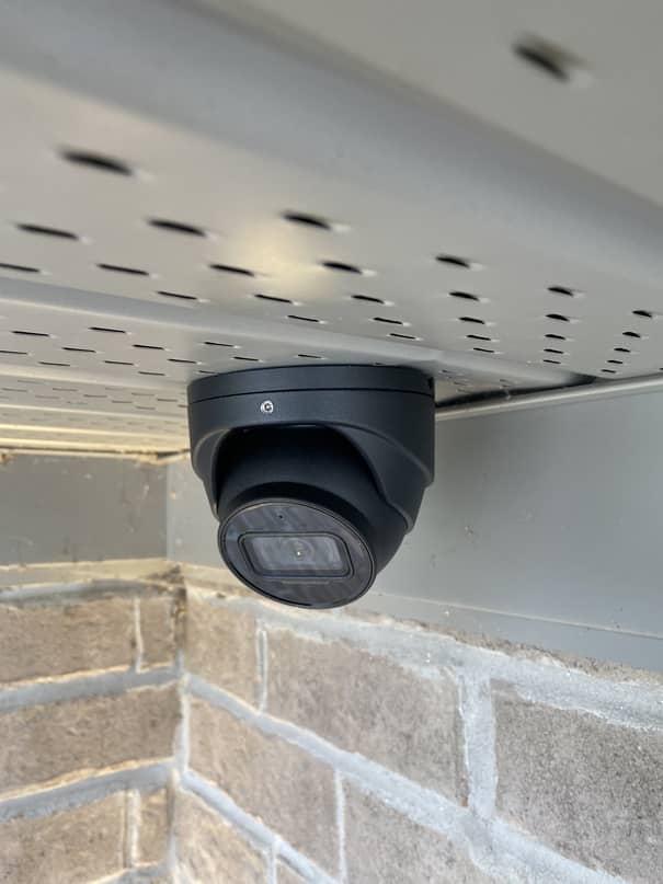 Security camera hot sale soffit mount